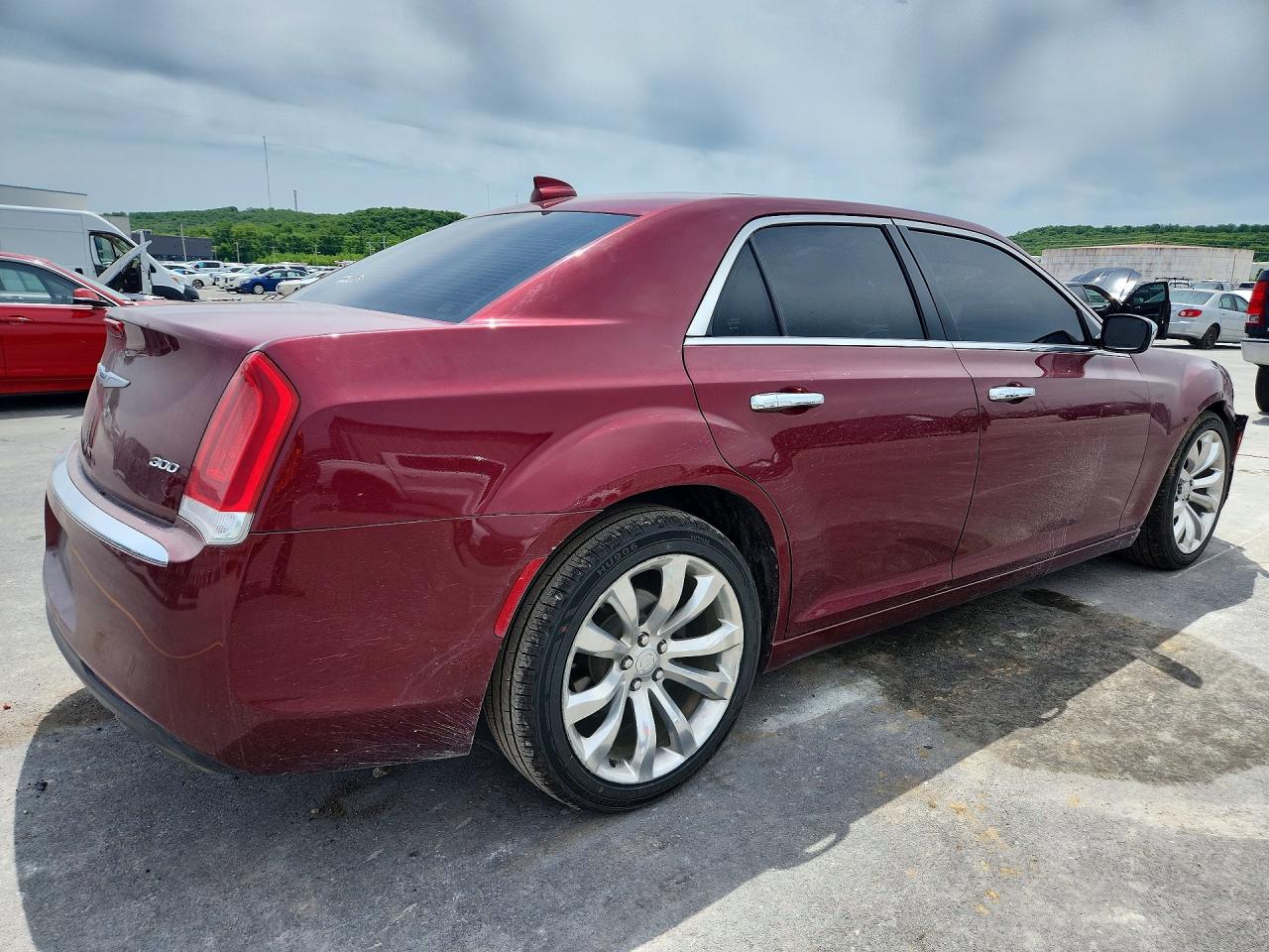 CHRYSLER 300 2019 — 4