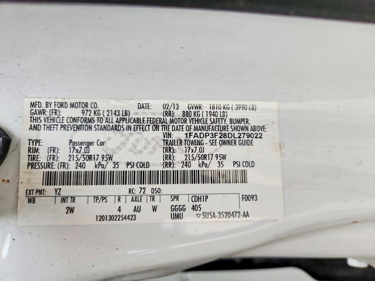 FORD FOCUS SE 2013 — 14