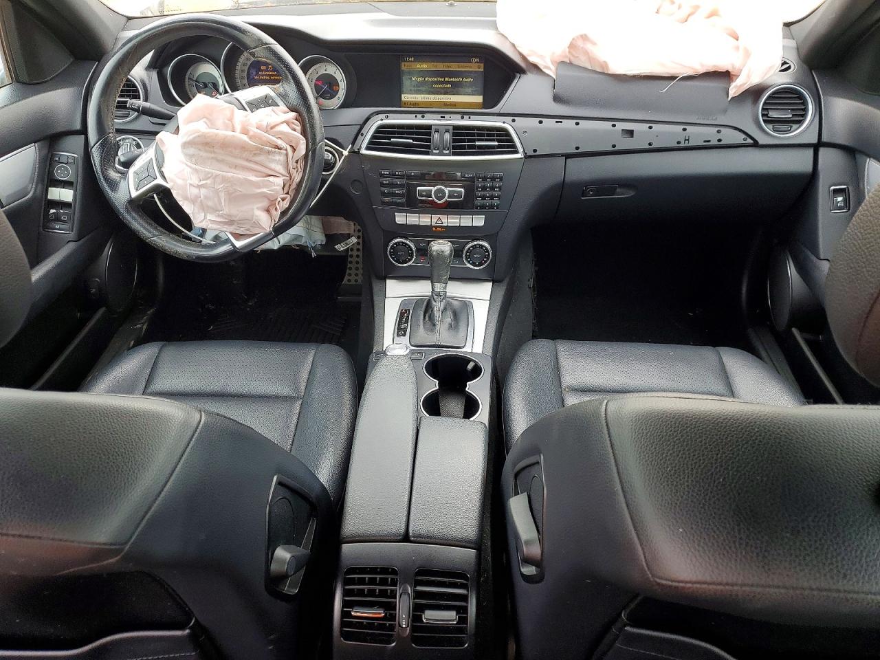 MERCEDES-BENZ C 2012 — 9