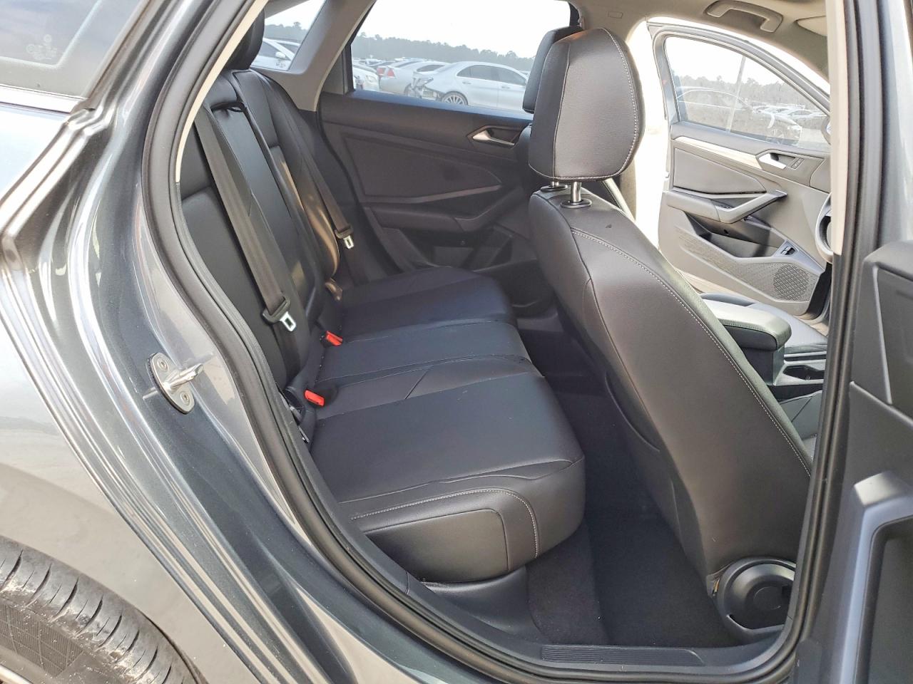 VOLKSWAGEN JETTA 2020 — 11