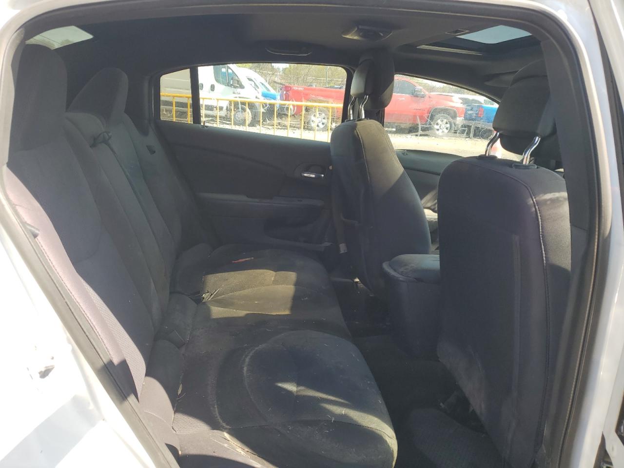 CHRYSLER 200 2013 — 11