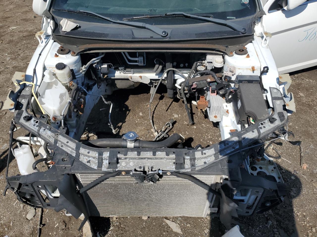 CHRYSLER 200 2013 — 12