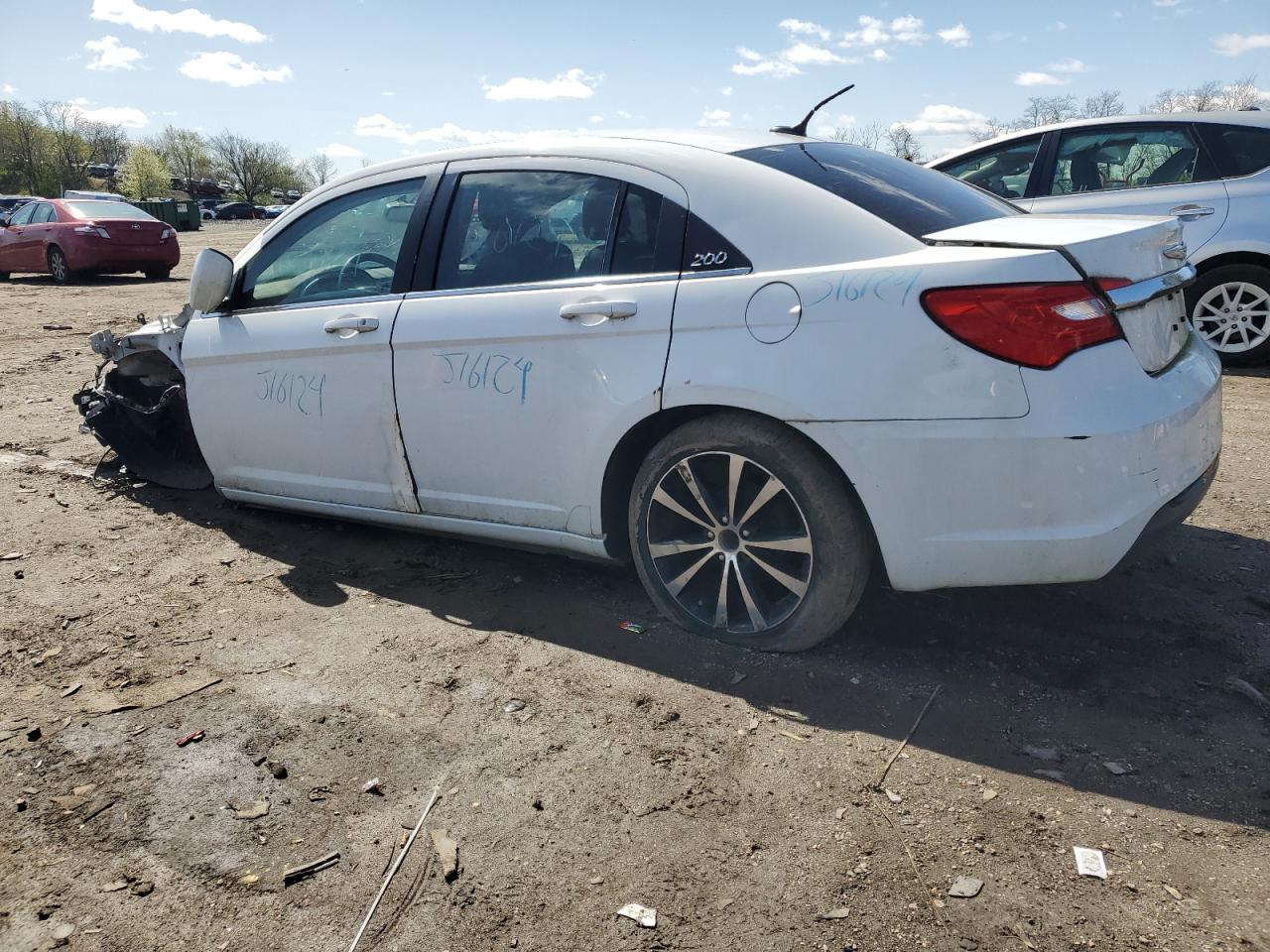 CHRYSLER 200 2013 — 3