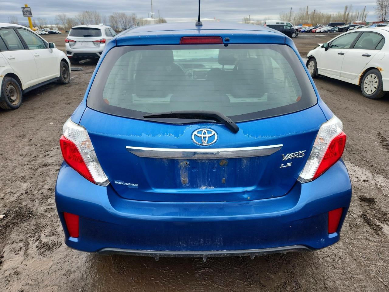 TOYOTA YARIS 2012 — 7