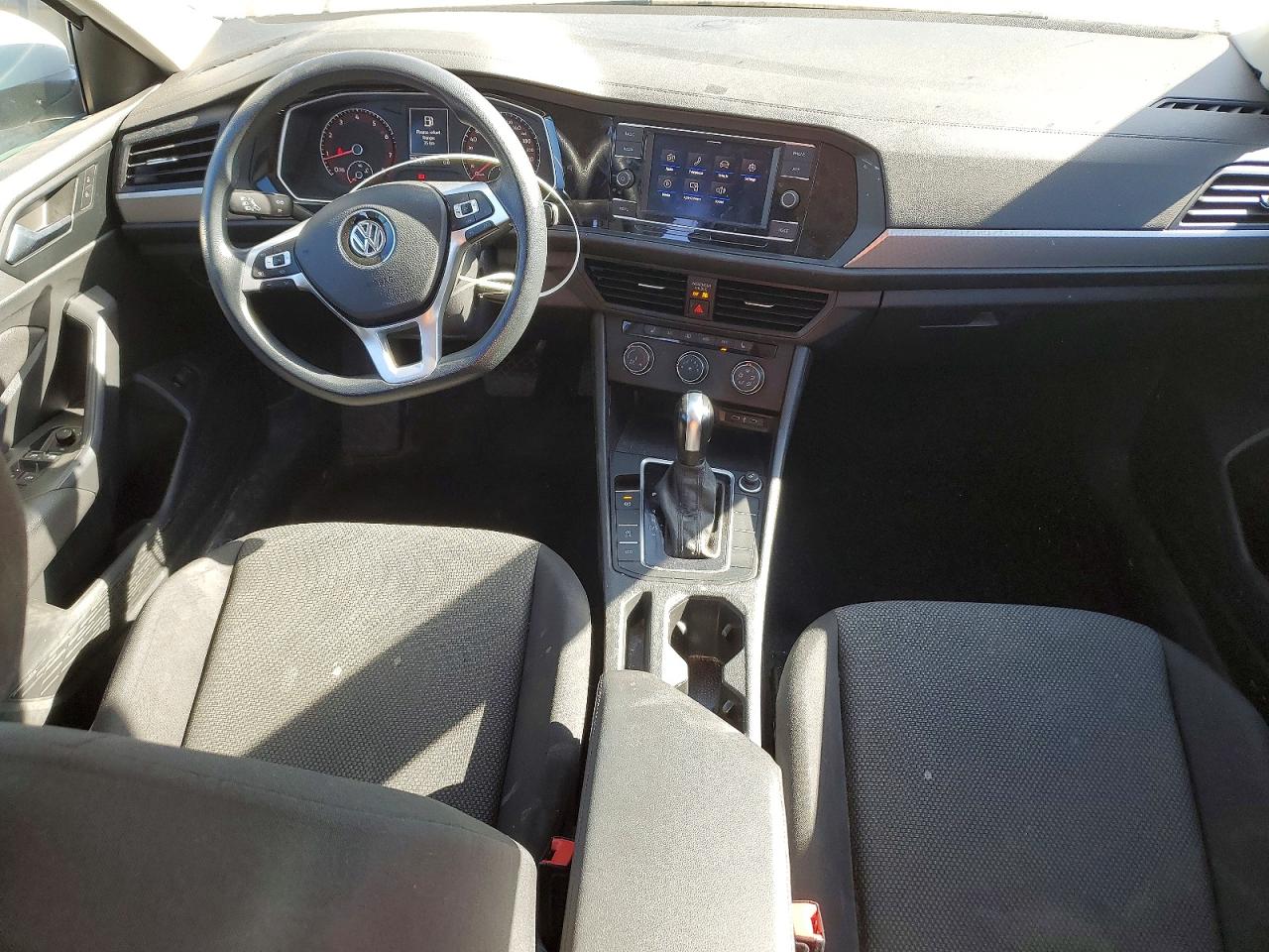 VOLKSWAGEN JETTA 2020 — 9