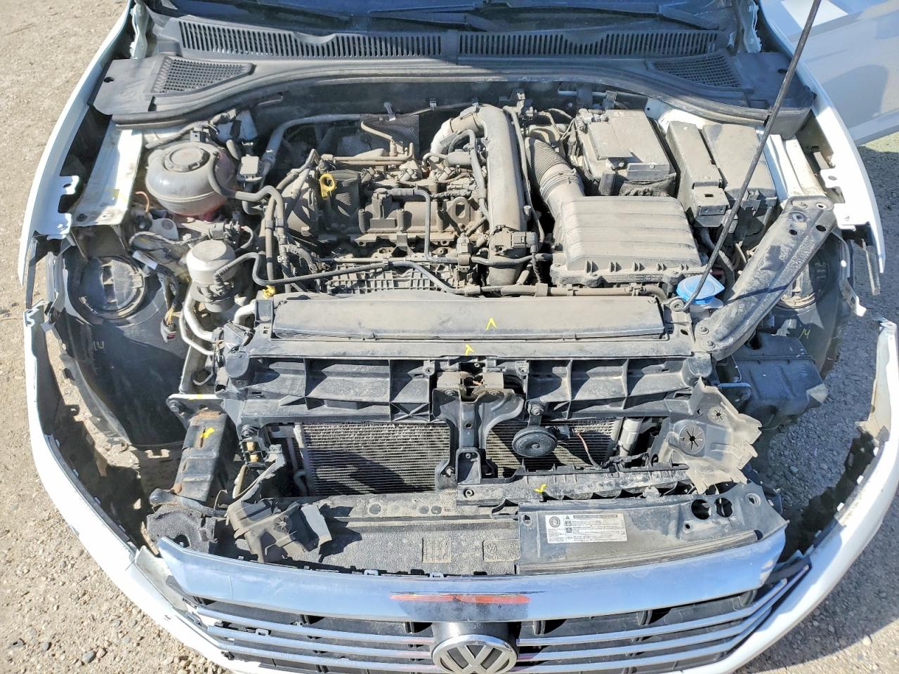 VOLKSWAGEN JETTA 2020 — 12