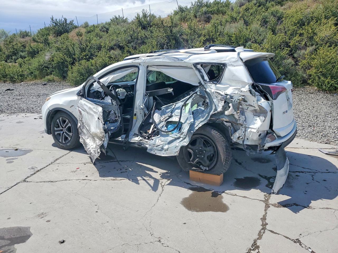 TOYOTA RAV4 2018 — 3