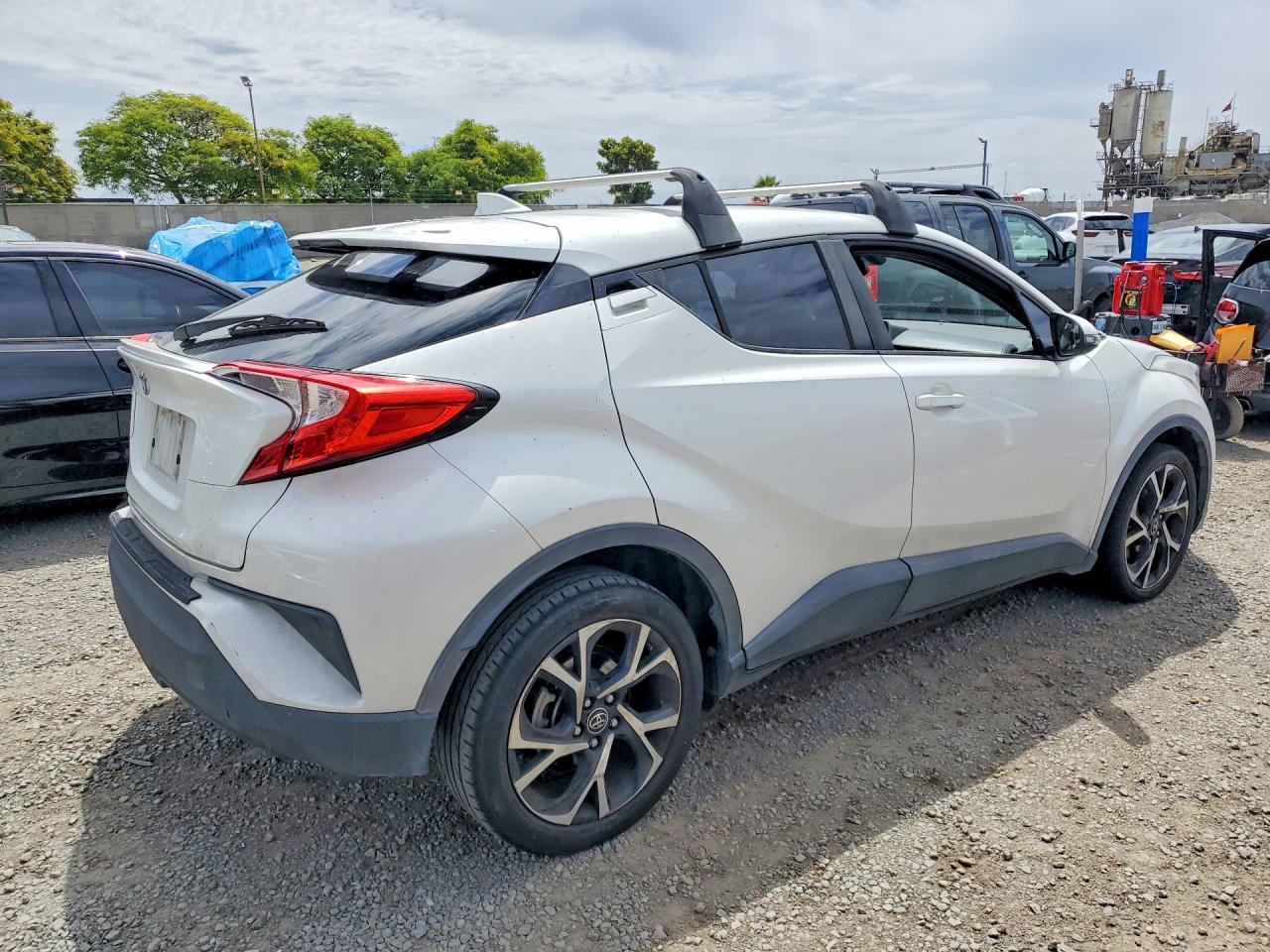 TOYOTA C-HR 2018 — 4
