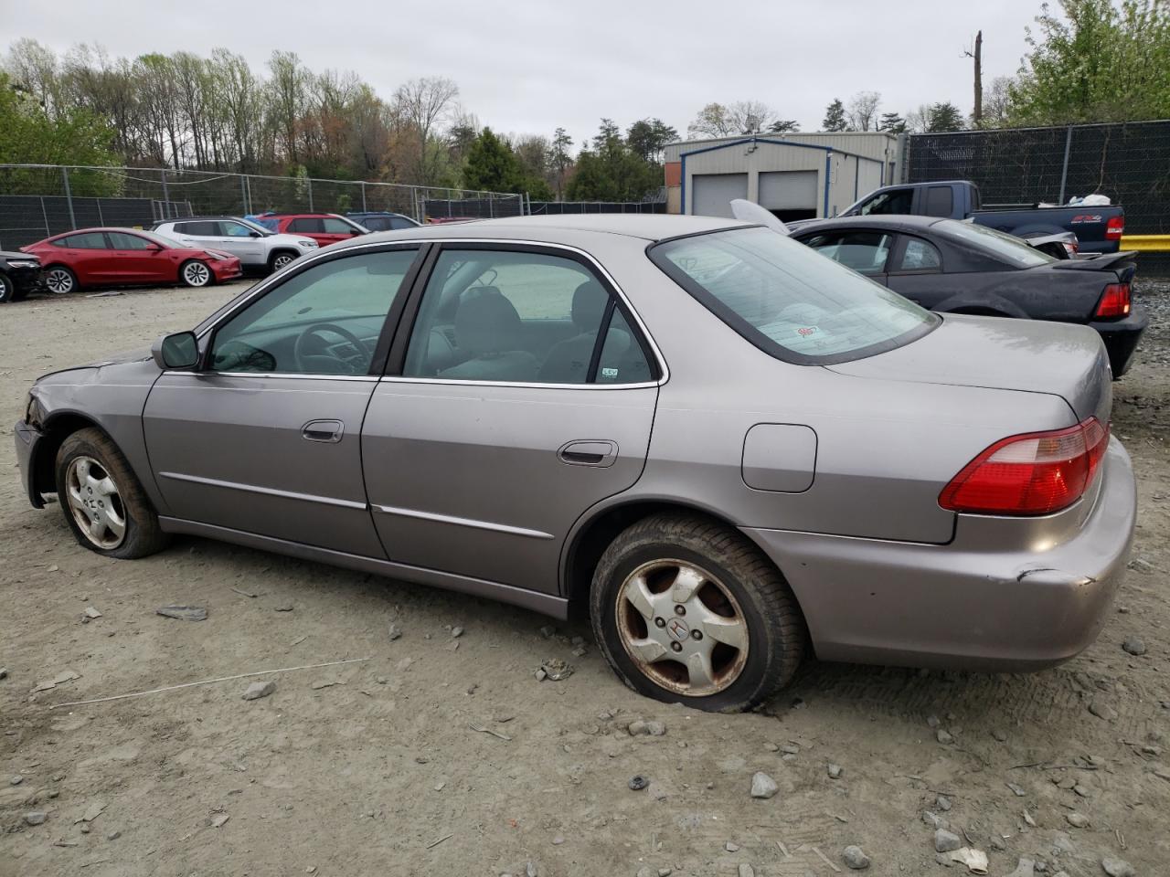 HONDA ACCORD 2000 — 3