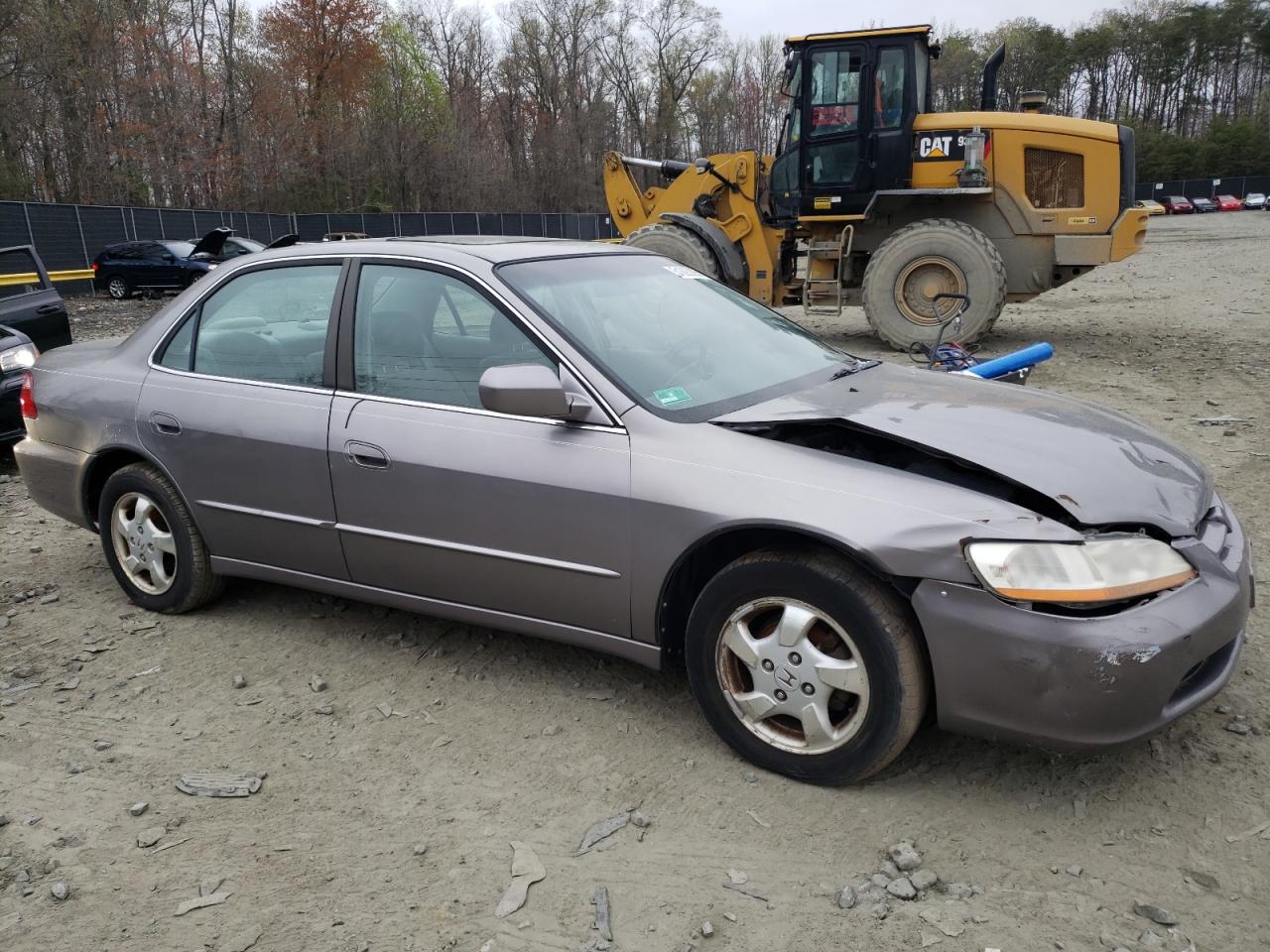 HONDA ACCORD 2000 — 5
