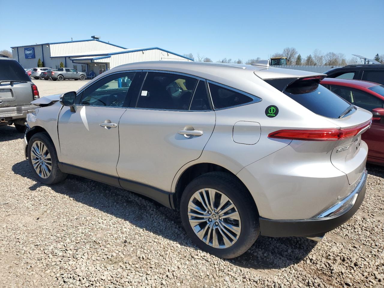 TOYOTA VENZA 2023 — 3