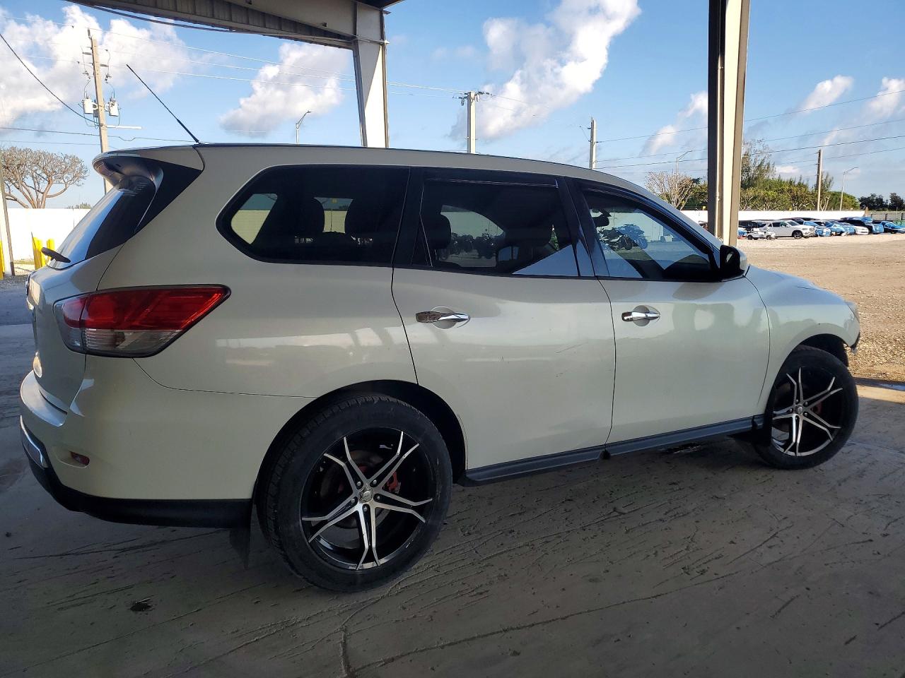 NISSAN PATHFINDER 2014 — 4