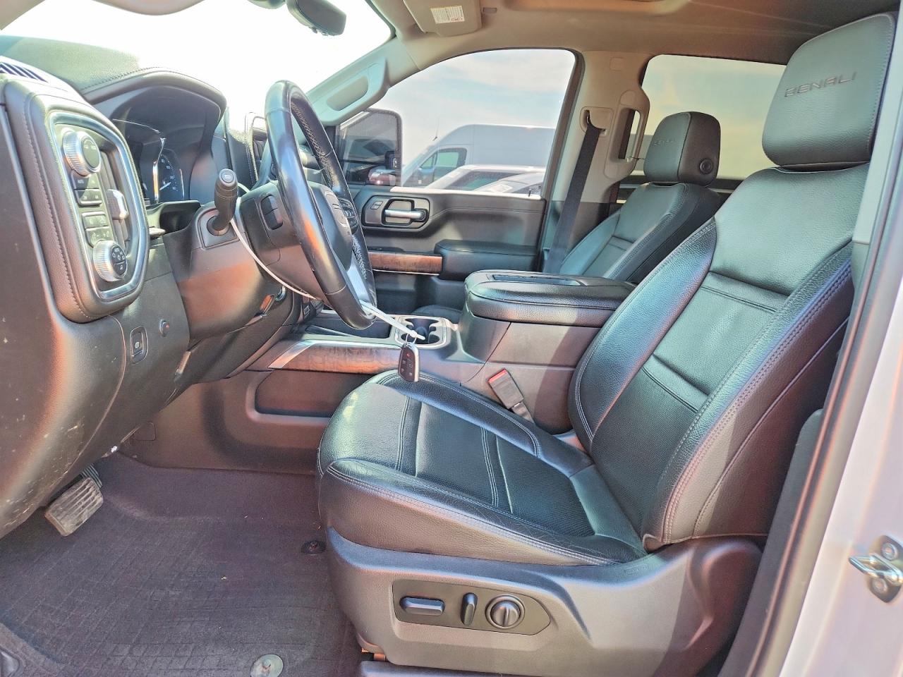 GMC SIERRA 2020 — 8
