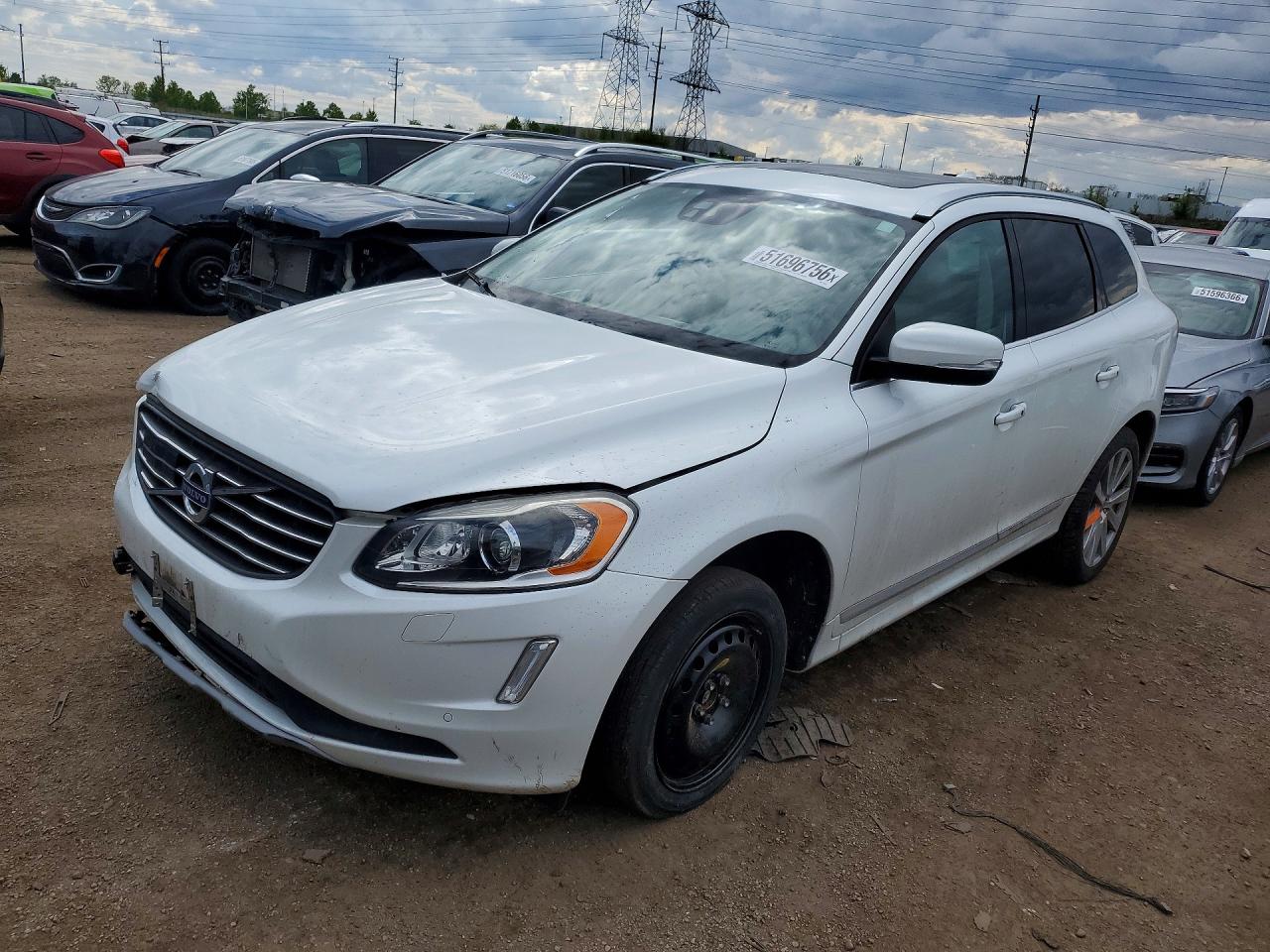 VOLVO XC60 2017 — 2