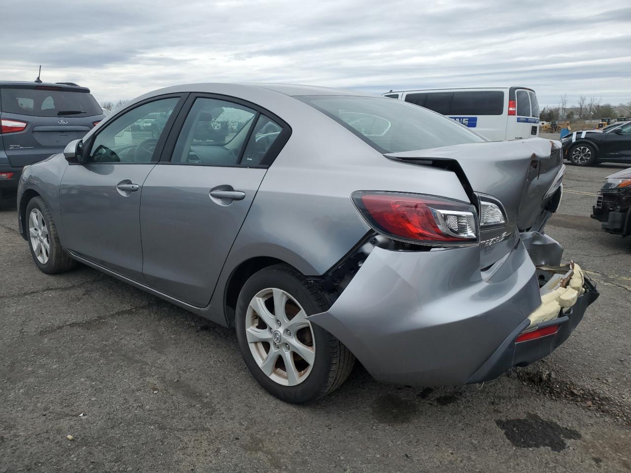 MAZDA 3 2011 — 3