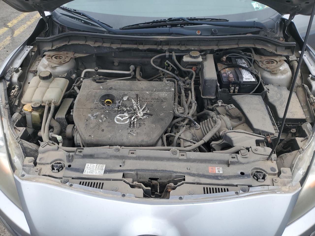 MAZDA 3 2011 — 12
