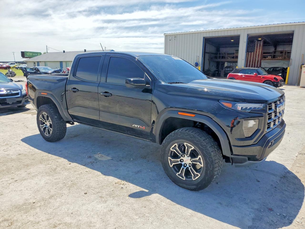 GMC CANYON 2024 — 5