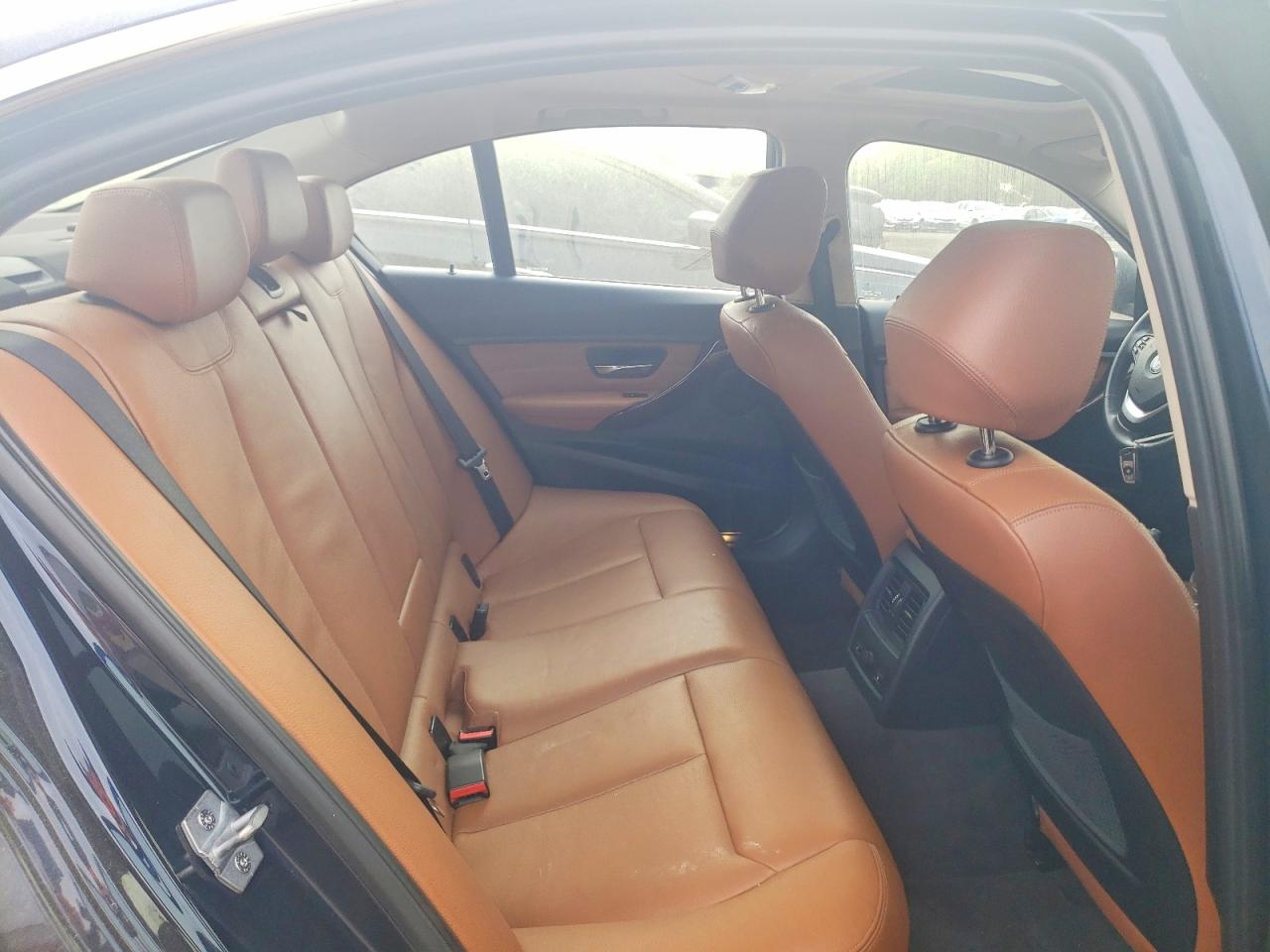 BMW 3 SERIES 2014 — 11