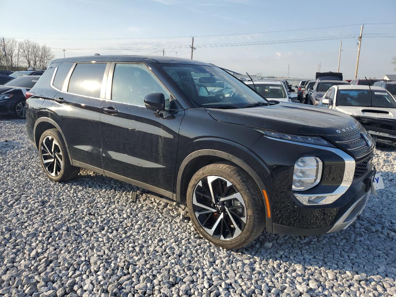 2023 MITSUBISHI OUTLANDER SE