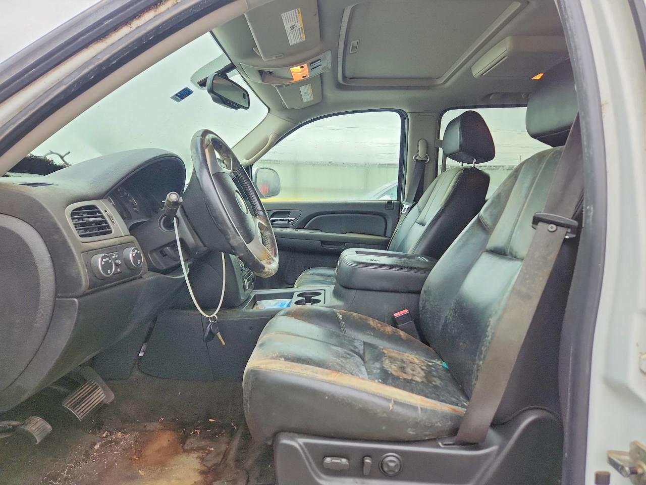 CHEV SUBURBAN 2008 — 8