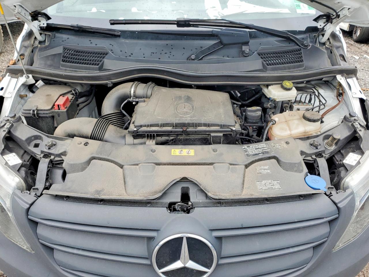 MERCEDES BENZ METRIS 2023 — 13