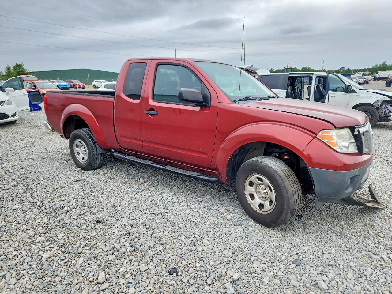 NISSAN FRONTIER 2016 — 5