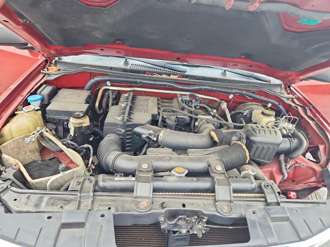 NISSAN FRONTIER 2016 — 12