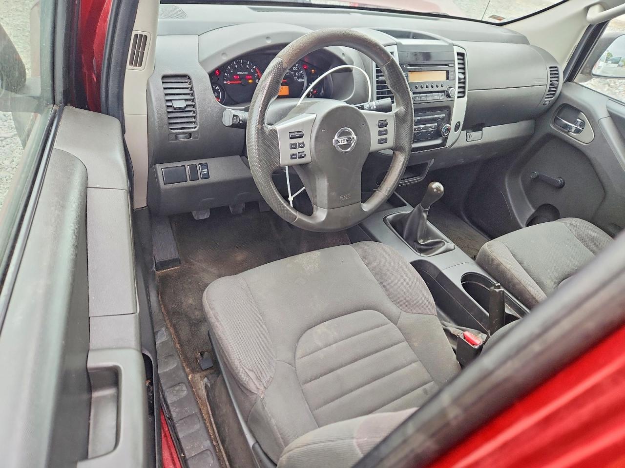 NISSAN FRONTIER 2016 — 9