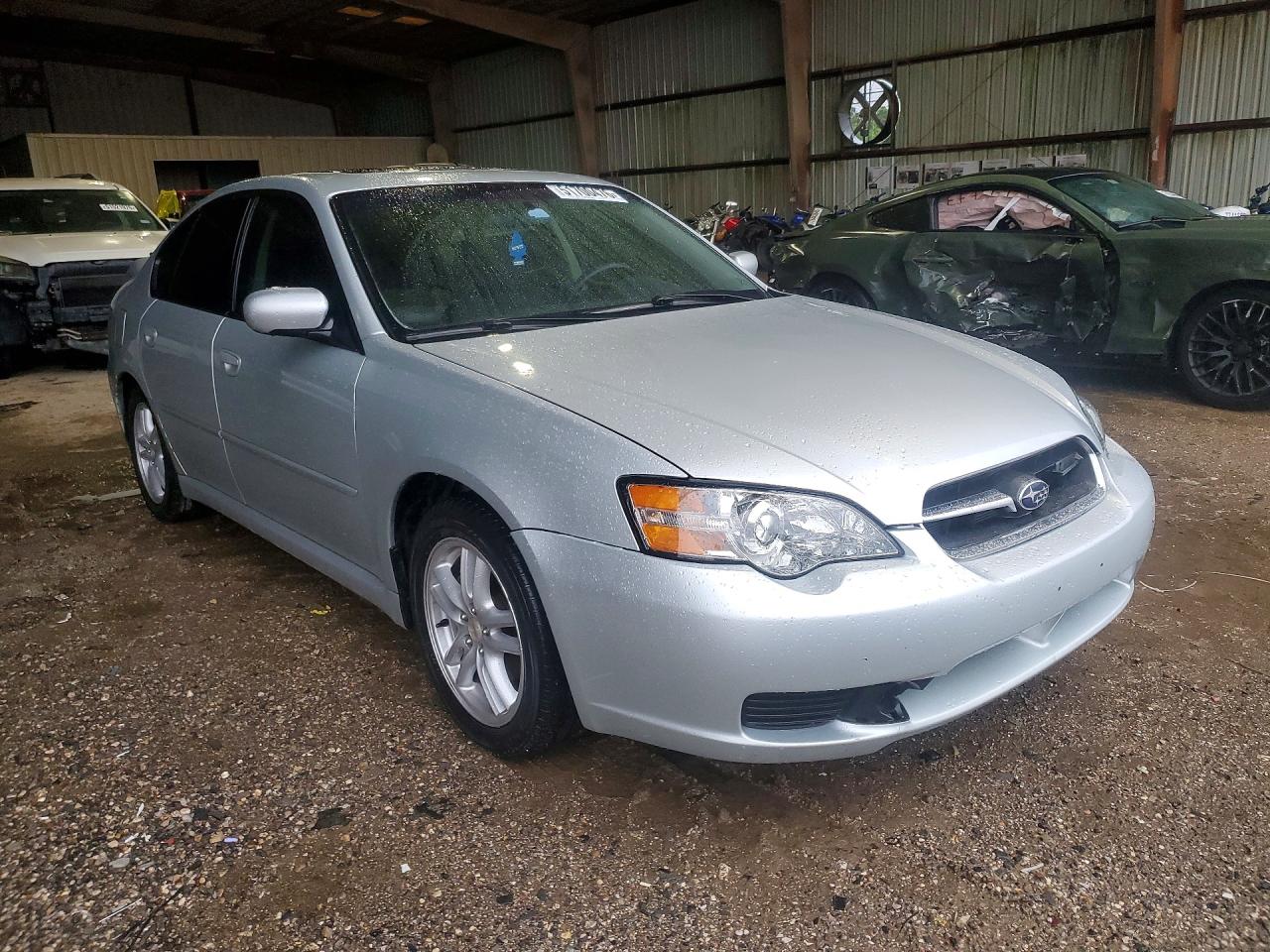 SUBARU LEGACY 2005 — 5
