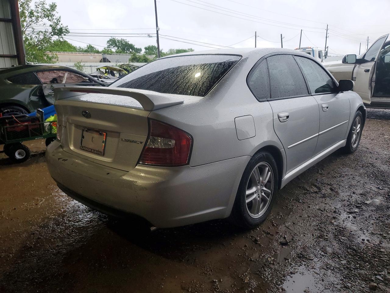SUBARU LEGACY 2005 — 4
