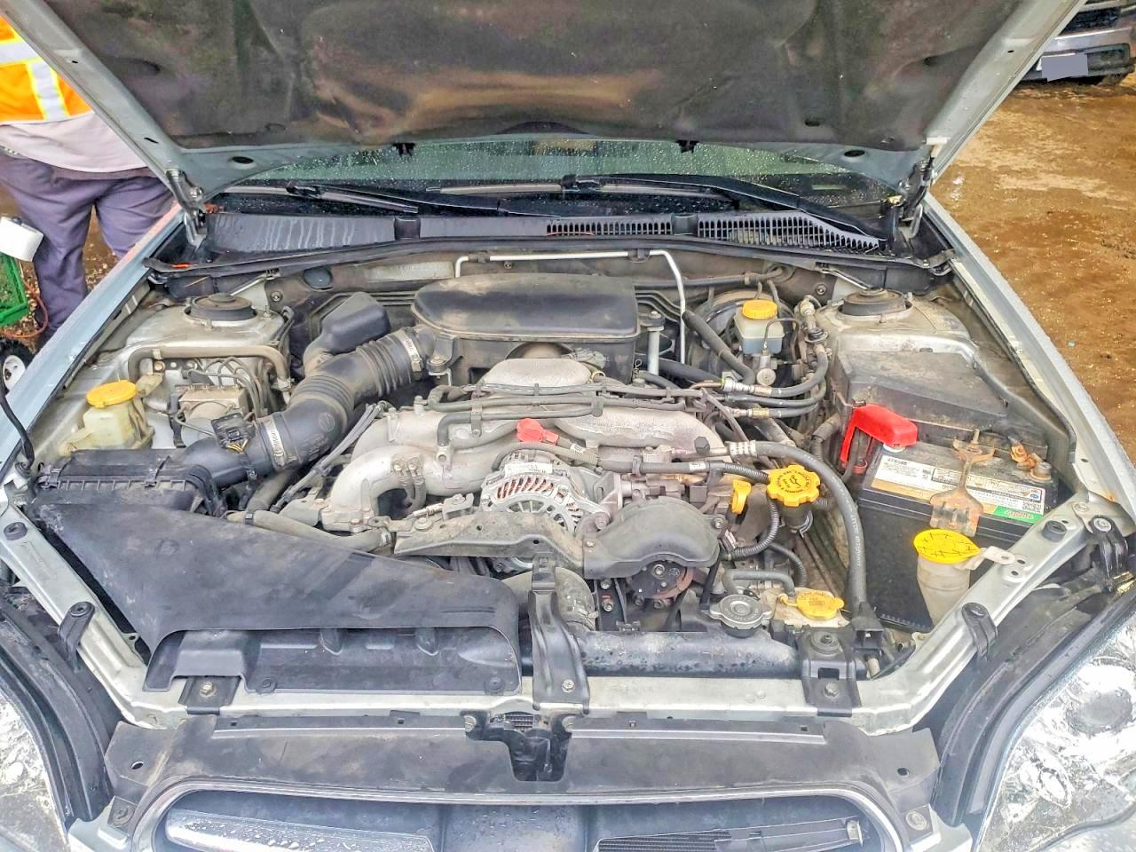 SUBARU LEGACY 2005 — 12
