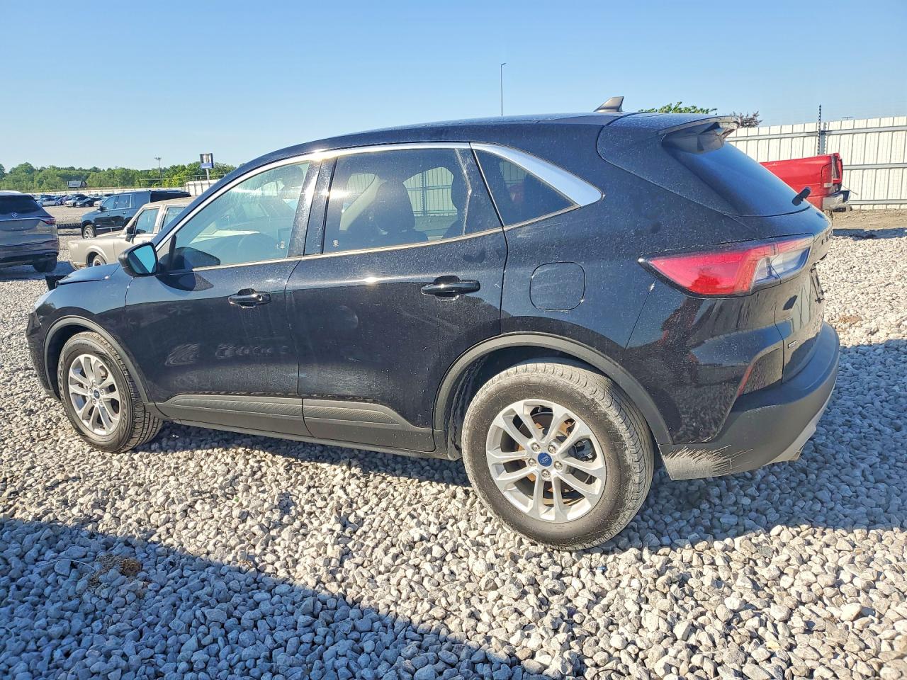 FORD ESCAPE 2022 — 3