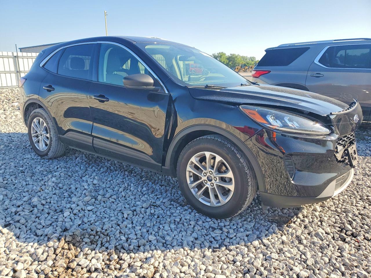 FORD ESCAPE 2022 — 5