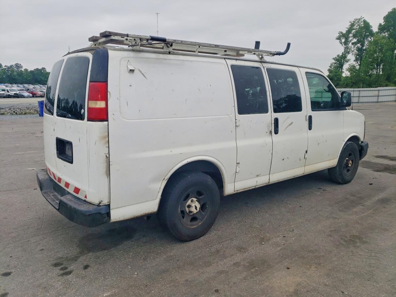 CHEVROLET EXPRESS 1500 2006 — 4