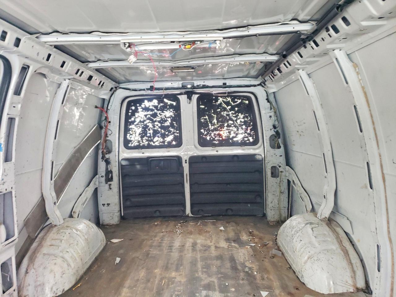 CHEVROLET EXPRESS 1500 2006 — 11