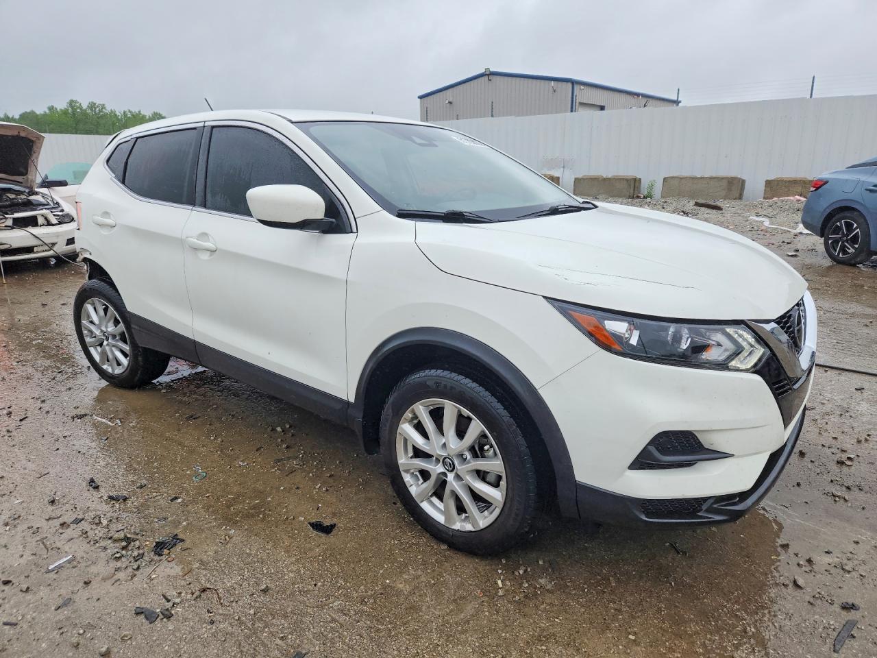 NISSAN ROGUE SPORT 2021 — 5