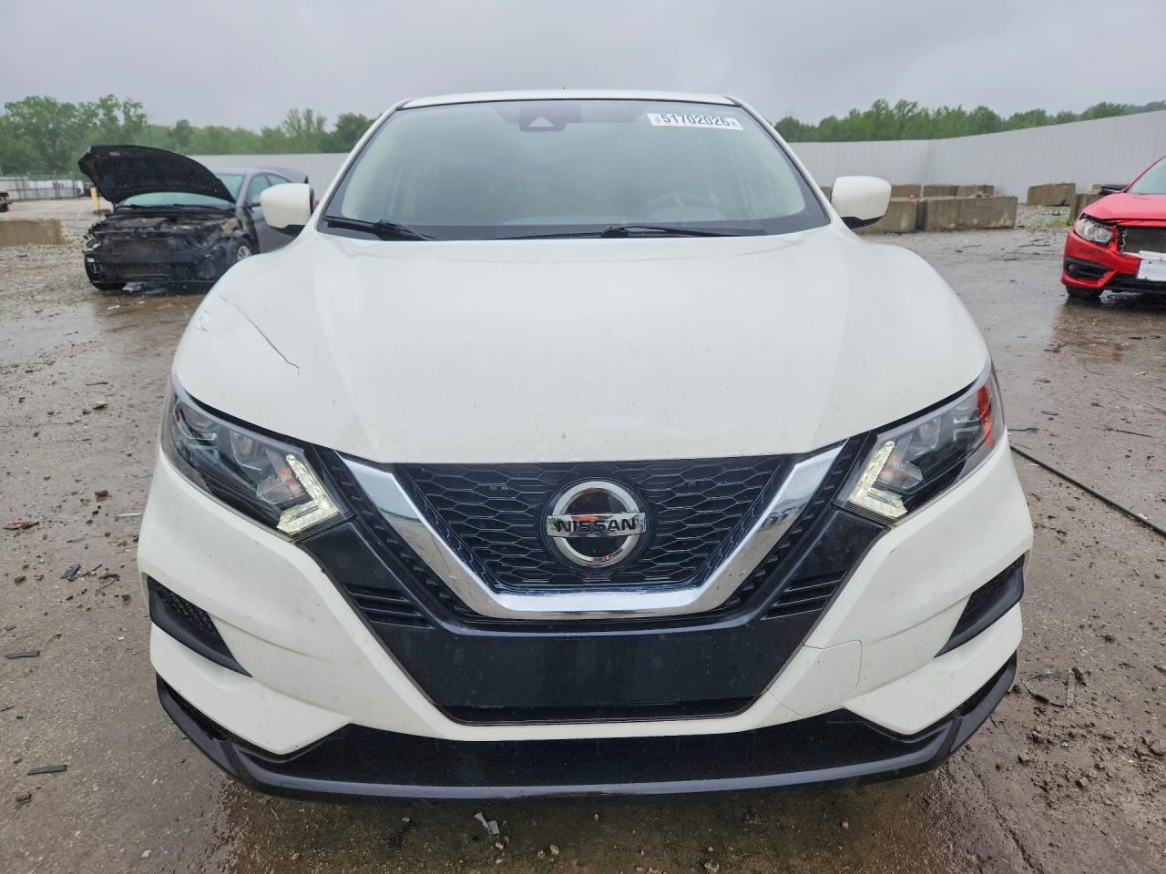 NISSAN ROGUE SPORT 2021 — 6