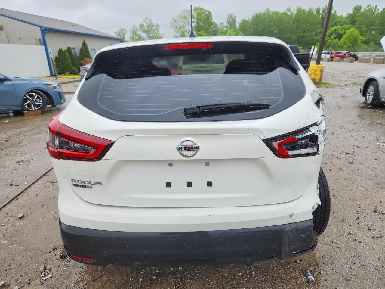 NISSAN ROGUE SPORT 2021 — 7