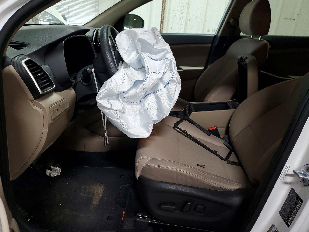 HYUNDAI TUCSON 2019 — 8