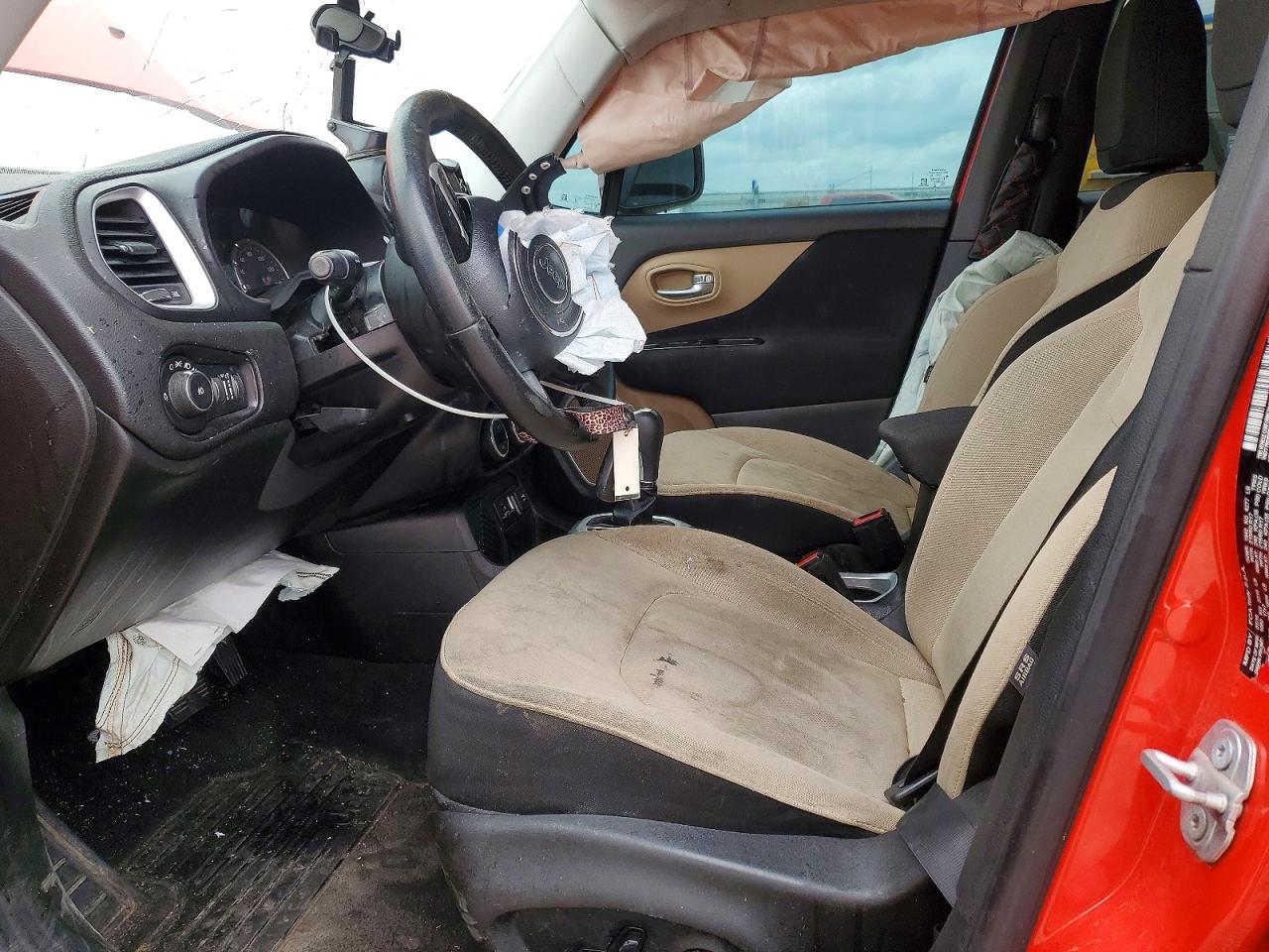 JEEP RENEGADE 2016 — 8