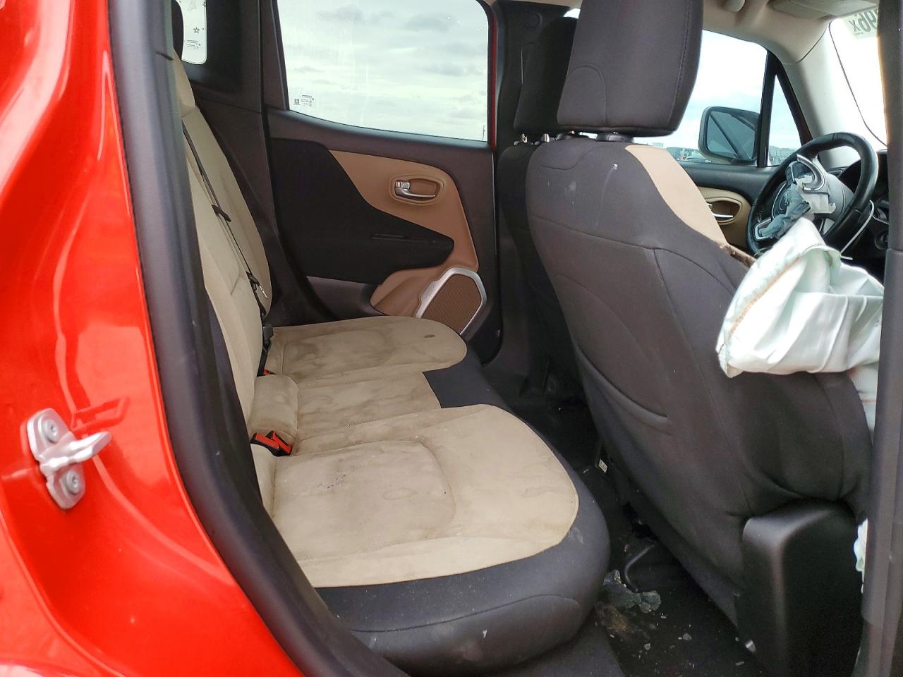JEEP RENEGADE 2016 — 11