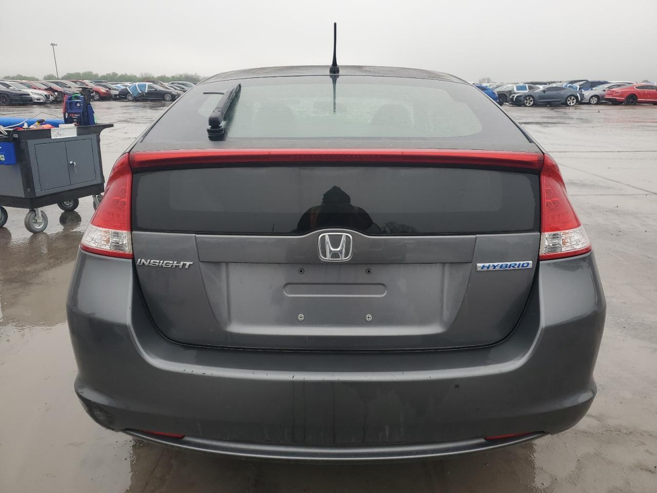 HONDA INSIGHT 2010 — 7