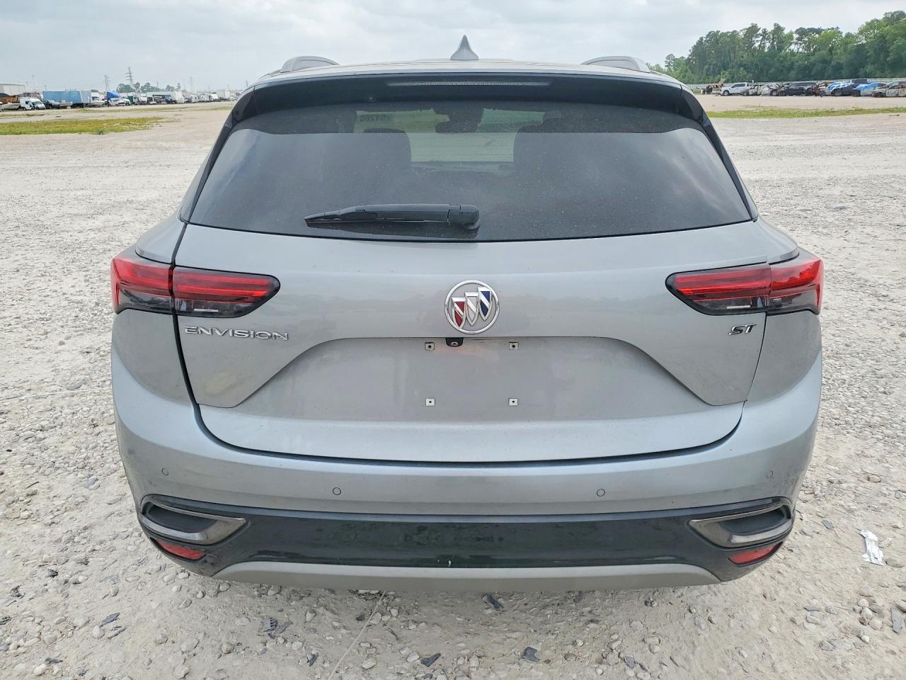 BUICK ENVISION 2023 — 7