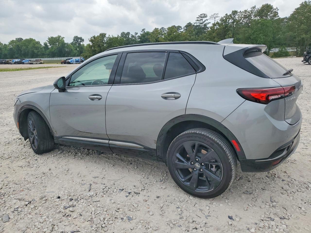 BUICK ENVISION 2023 — 3