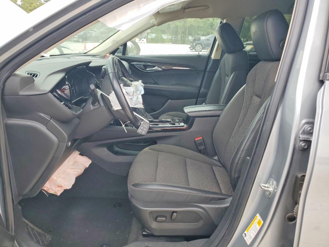 BUICK ENVISION 2023 — 8