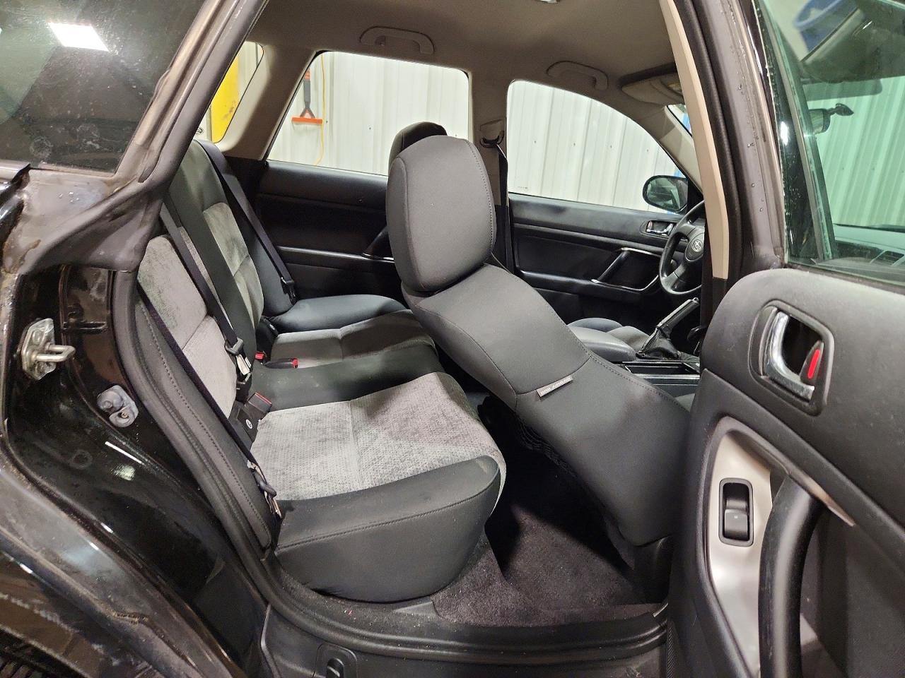 SUBARU LEGACY 2006 — 12