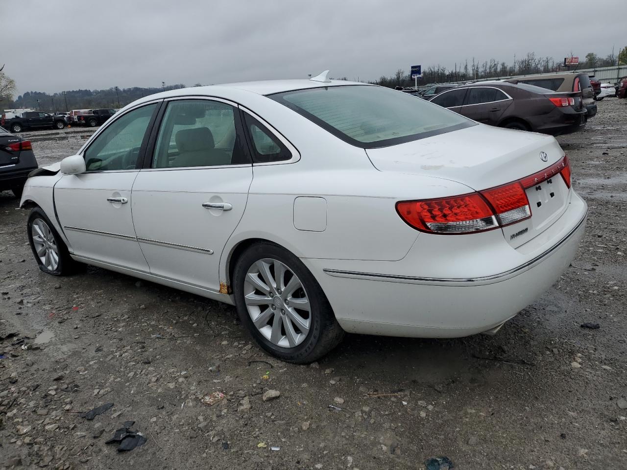 HYUNDAI AZERA 2009 — 3