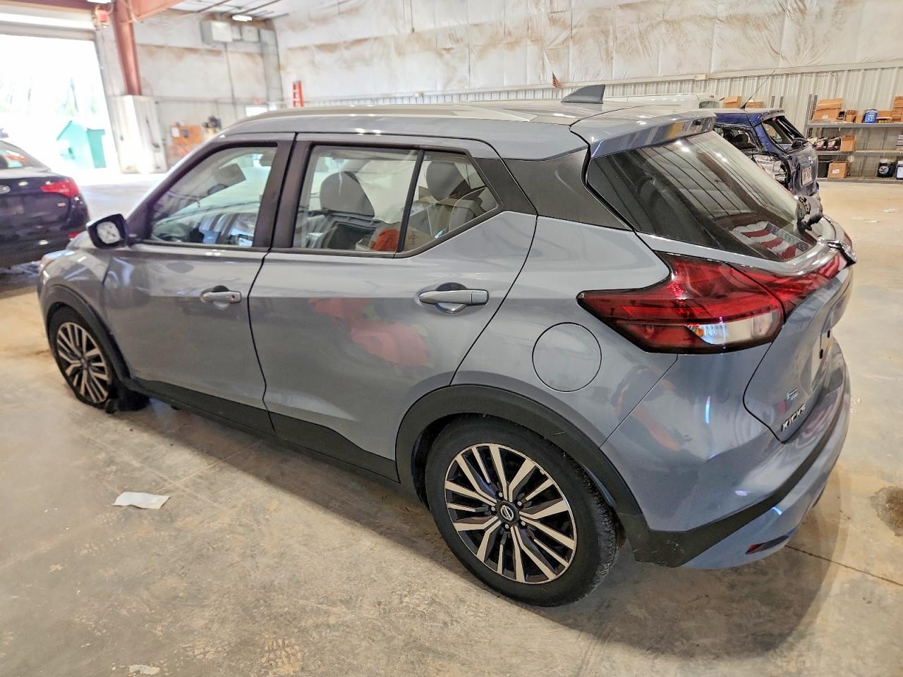 NISSAN KICKS 2021 — 4