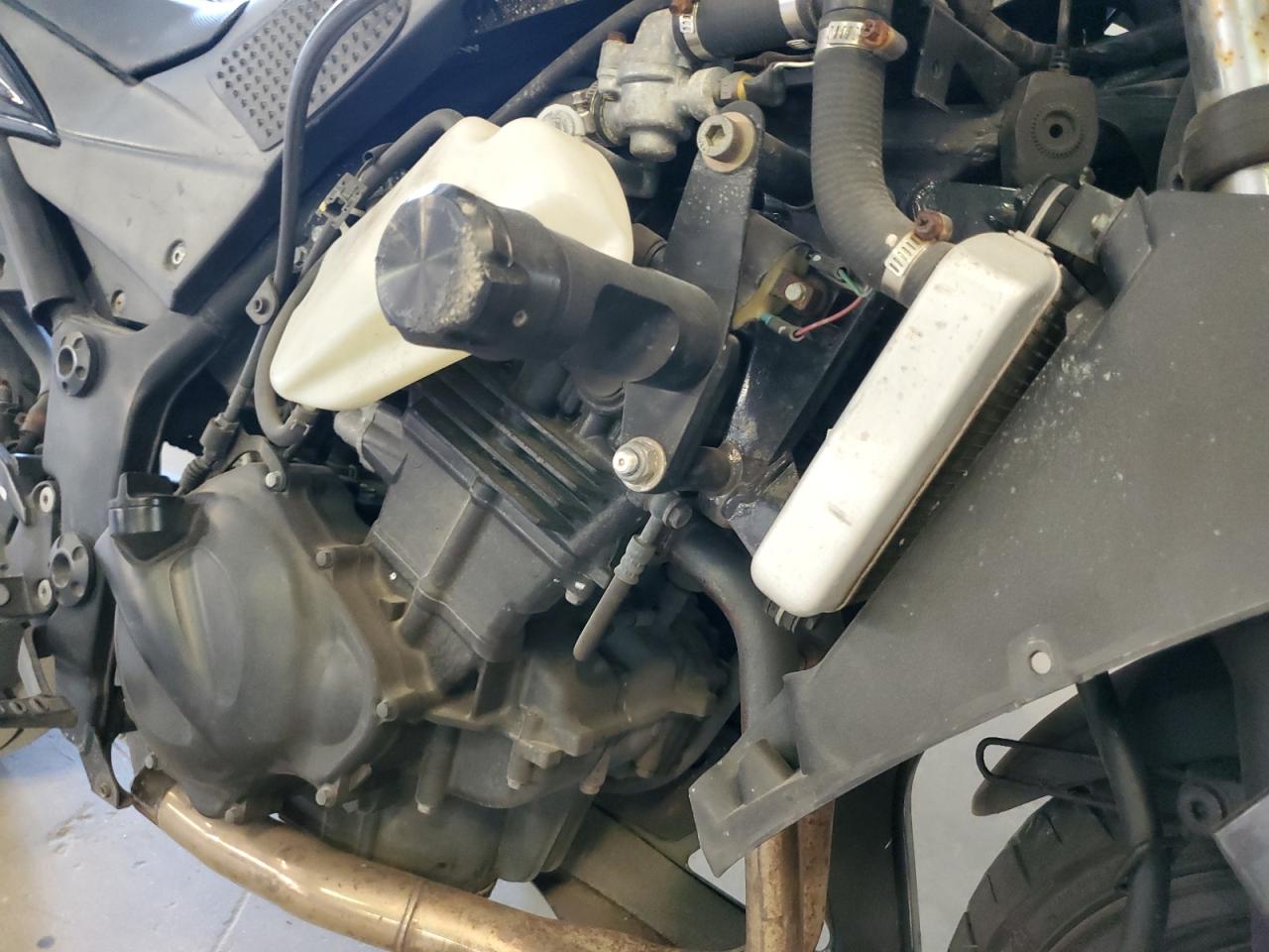 KAWASAKI EX250 2012 — 8