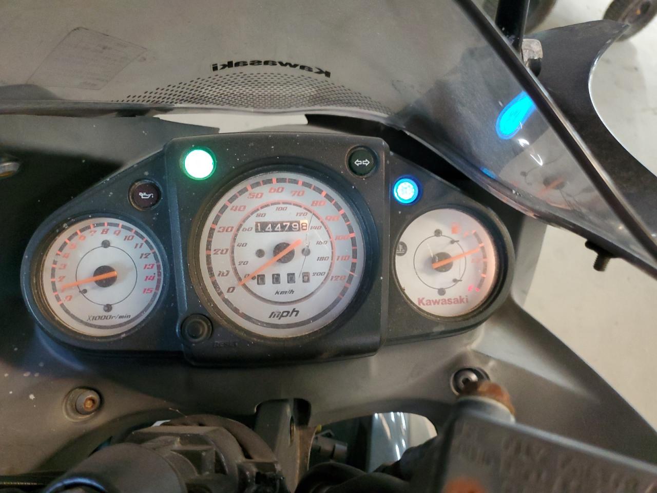 KAWASAKI EX250 2012 — 9